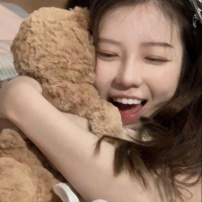 拴线的气球